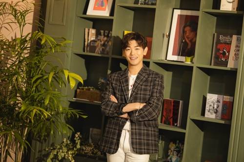영어앨범 발매하는 가수 에릭남 [스톤뮤직엔터테인먼트 제공]