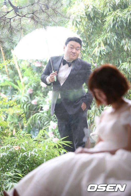 [사진=배정근 제공] 개그맨 배정근이 오늘(16일) 결혼한다. 사진은 배정근이 직접 공개한 웨딩 화보.