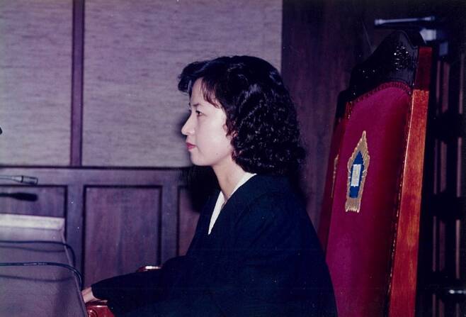 판사 시절 추미애 법무부 장관 후보자의 모습. /사진=추미애 의원 블로그