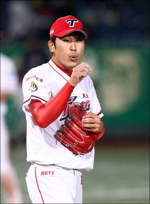 아쉽게 몸값에 걸맞은 모습을 보여주지 못한 윤석민.  ⓒ 연합뉴스