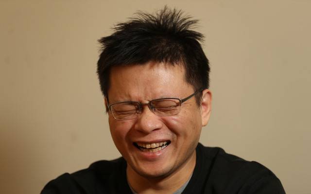 10년 동안 웹툰 <덴마>를 연재해온 양영순 작가가 12일 오후 서울 용산구에 있는 네이버웹툰 작업실에서 인터뷰를 하고 있다.