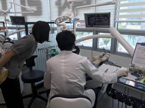 구강 검사 [경기도 제공. 재판매 및 DB 금지]