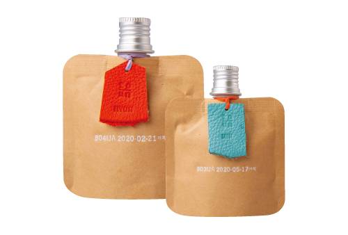 ‘톤28’은 피부 데이터 측정 결과에 따라 화장품을 제조해 10일 안에 배송해준다. [사진 제공 · 톤28]