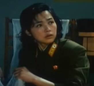 북한 배우 윤수경 [영화 '복무의 길' 캡처]