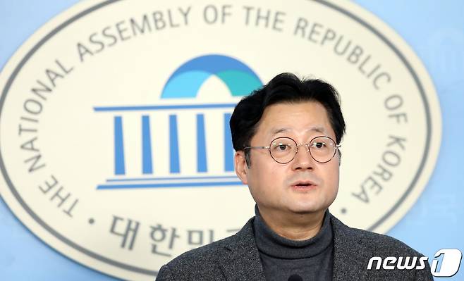 홍익표 더불어민주당 수석대변인.  © News1 김명섭 기자