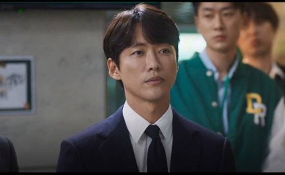 드라마 '스토브리그' 주인공 백승수 단장. [사진 SBS]