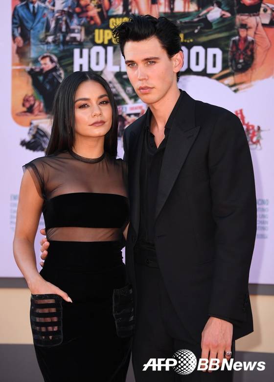 바네사 허진스(왼쪽), 오스틴 버틀러 /AFPBBNews=뉴스1