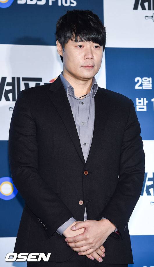 [OSEN=박준형 기자]시즌 1에 비해 더욱 고난의 미식 순례에 나서는 시즌 2 셰프들. 전문가들의 시선에서 바라보는 요리 정보가 안방극장을 매료시킬 예정이다. 무엇보다도 재치 넘치는 입담의 최현석, 최현석과 티격태격 말싸움을 재밌게 하는 오세득, 반전의 귀여운 매력이 있는 김소봉, 놀리기 딱 좋은 친근한 매력의 남성렬의 웃음 조합이 예능적인 즐거움을 선사할 것으로 보인다. / soul1014@osen.co.kr