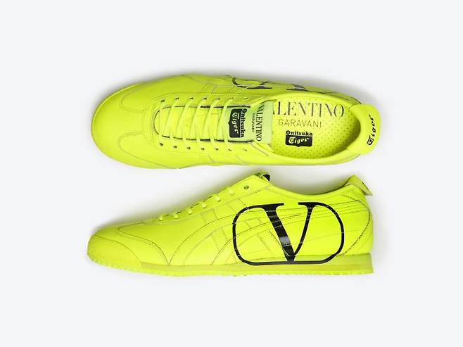 Valentino x Onitsuka Tiger/ MEXICO 66™ SD (가격 미정)