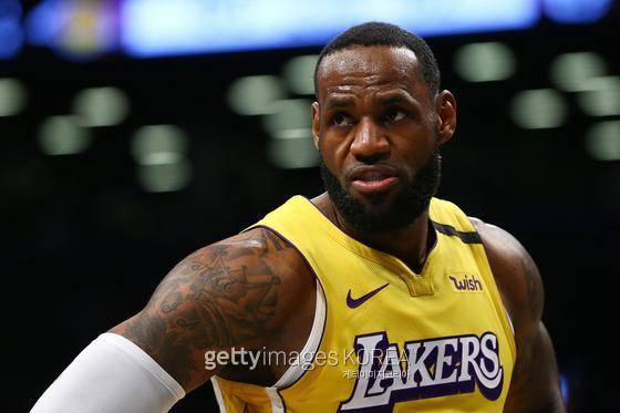 NBA 역대 득점 3위로 올라선 르브론 제임스