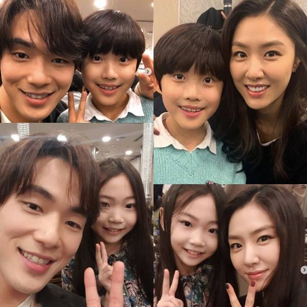 [사진=김태연, 오한결 SNS] '사랑의 불시착'에 출연한 아역 배우 오한결, 김태연이 주연 배우 김정현, 서지혜 등과 찍은 사진을 공개했다.