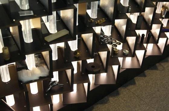 세운상가 전자박물관에 전시 중인 전자부품.