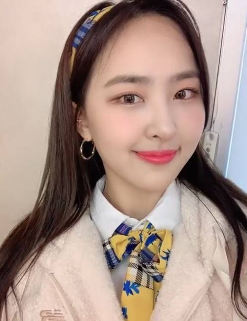 그룹 밴디트 멤버 정우가 MK스포츠와 인터뷰를 진행했다. 사진=밴디트 공식 SNS