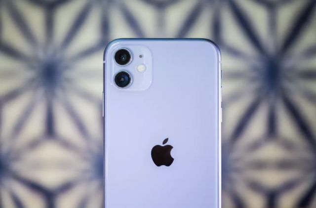 아이폰 성능 고의 저하 혐의로 집단 소송 당했던 애플이 최대 5억 달러에 이르는 배상금을 물게 됐다. (사진=씨넷)