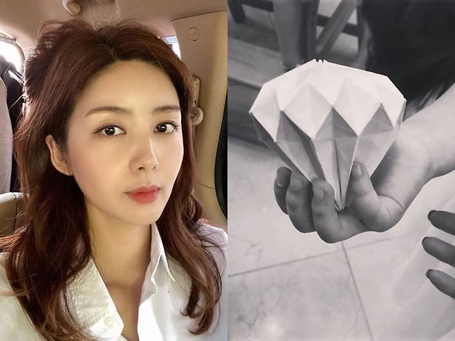 ▲ 배우 박솔미가 종이로 보석을 만들었다. 출처ㅣ박솔미 SNS