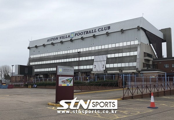 허튼이 헌신했던 빌라. 그 홈구장 빌라 파크.