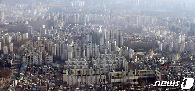 서울시내 아파트 단지 모습. 2020.1.5/뉴스1 © News1 황기선 기자