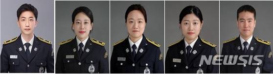 [세종=뉴시스] 제25기 소방간부후보생 수상자들. 최우수 성적을 거둬 대통령상을 받는 정호성(32·충주대) 소방위, 국무총리상을 받는 최이은(35·김천대) 소방위, 행정안전부장관상을 받는 윤수민(26·이화여대) 소방위, 소방청장상을 받는 김보희(25·한양대) 소방위, 중앙소방학교장상을 받는 안치운(32·고려대) 소방위(사진 왼쪽부터). (사진 = 소방청 제공). 2020.03.19.