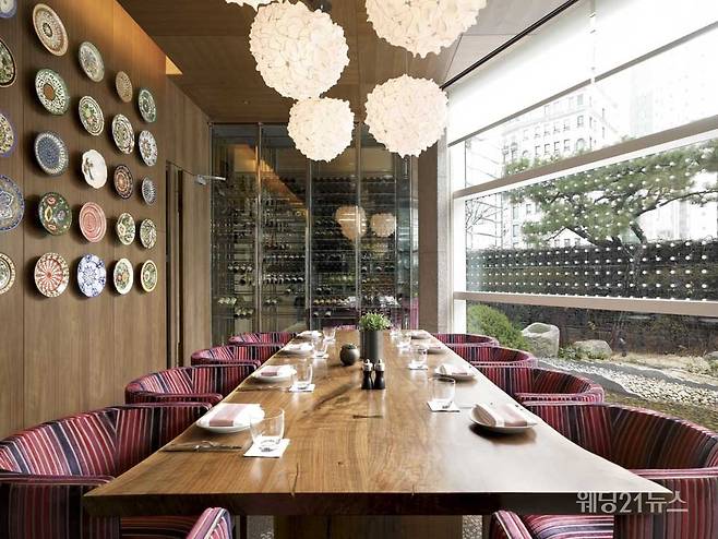 사진 : 파크하얏트서울_소믈리에 초이스 프로모션_코너스톤