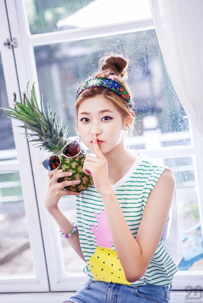 ▲ '대학내일' 커버를 장식한 이가흔. 출처ㅣ대학내일