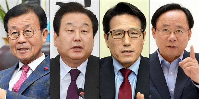 왼쪽부터 원혜영 더불어민주당 의원, 김무성 미래통합당 의원, 정병국 미래통합당 의원, 이주영 미래통합당 의원. 한국일보 자료사진