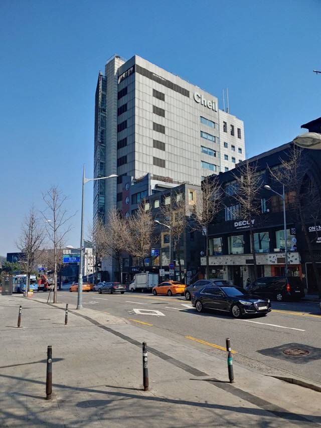 이태원을 공간적으로 구분 짓는 물리적인 경계 중 하나인 제일기획 본사 빌딩 /사진=고병기기자