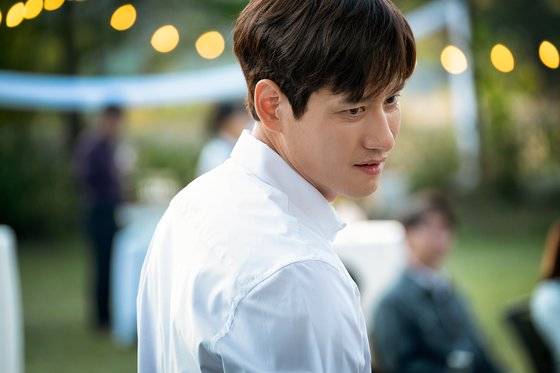 드라마 ‘부부의 세계’에서 이태오 역할을 맡은 배우 박해준. [사진 JTBC]