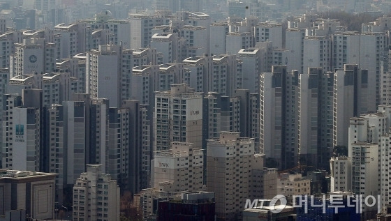 강남구 아파트 단지 모습. / 사진=김창현 기자 chmt@