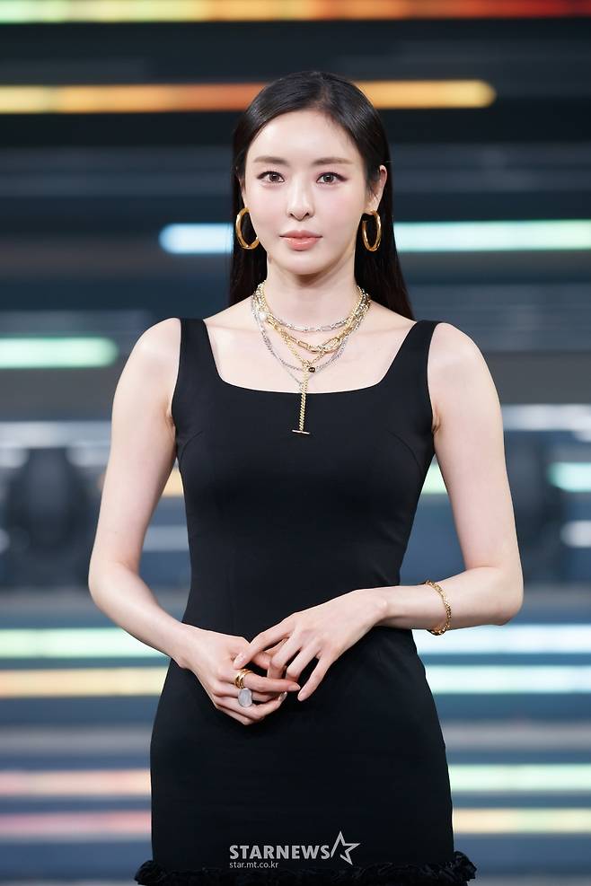 [★포토]이다희 '퀸덤 넘어 킹덤'
