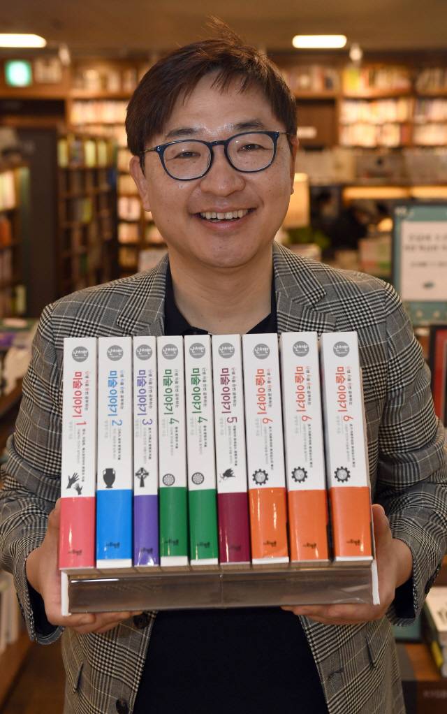 TV·저술·강연 등으로 미술 대중화의 아이콘이 된 양정무 한국예술종합학교 미술이론과 교수 /이호재기자