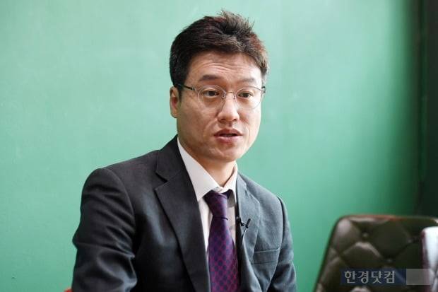 사경인 회계사는 한경닷컴과의 인터뷰에서 아는 종목에 투자해 높은 수익률을 거두고 있다고 밝혔다. (사진 최혁 기사)