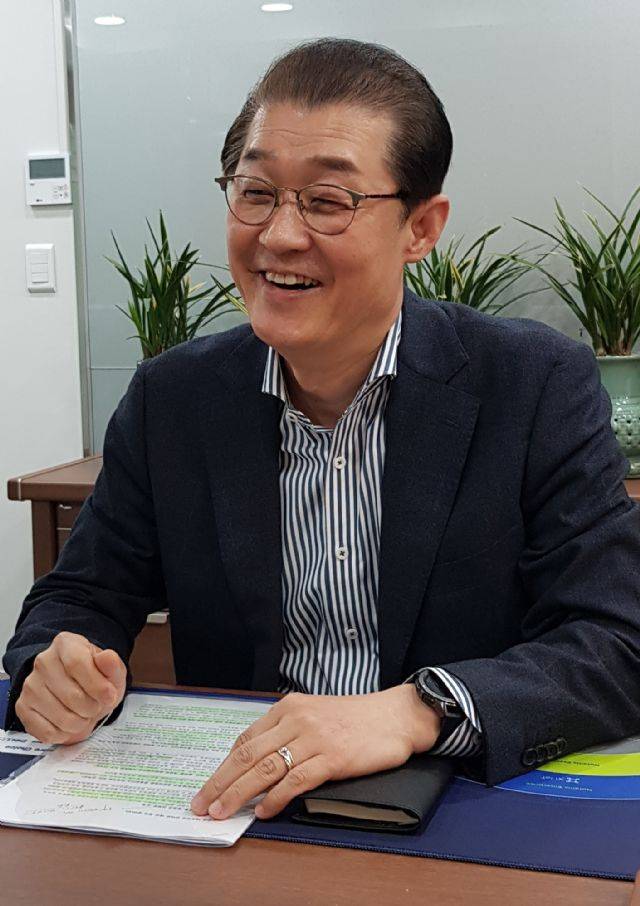 김중균 대표가 씨플랫폼의 현재와 미래를 이야기하고 있다.