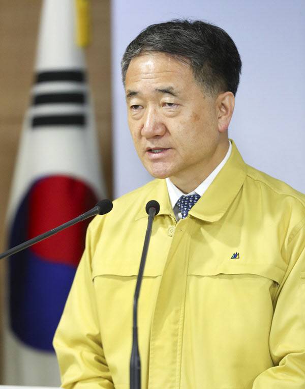 박능후 보건복지부 장관/뉴시스