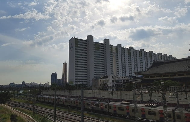 용산정비창과 인접한 서울 서부이촌동 대림아파트. 전형진 기자