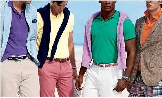 폴로셔츠는 거의 모든 상황이나 계절에 상관없이 간단하면서도 세련된 복장을 연출할 수 있다. 다양한 바지와 잘 어울리지만 특히 치노바지는 특별하게 잘 어울리는 아이템이다. [사진 폴로 랄프로렌]