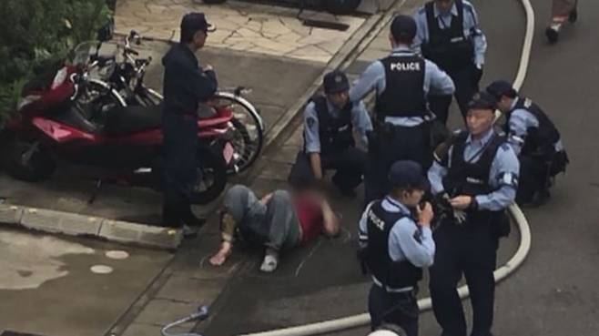 화재 현장에서 수십 미터 떨어진 도로에 쓰러진 채 발견된 교토 애니메이션 방화범