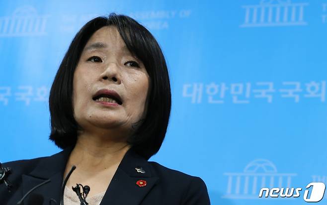 윤미향 더불어민주당 의원. 2020.5.29/뉴스1 © News1 박세연 기자