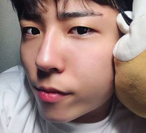 박보검 닮은 꼴 김민서 악플 법적대응 사진=김민서 인스타그램