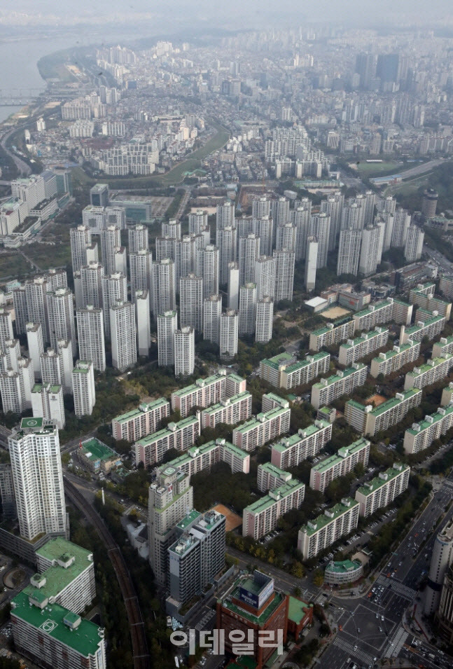 서울 송파구 잠실동 내 아파트 단지 전경(사진=연합뉴스)