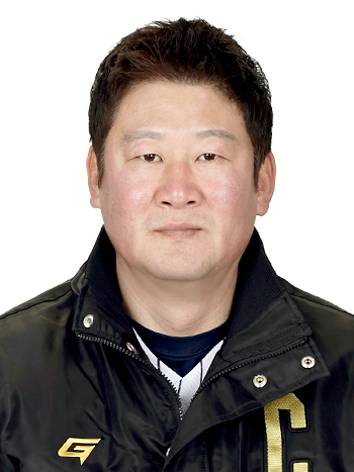 유영원 서울컨벤션고 감독.