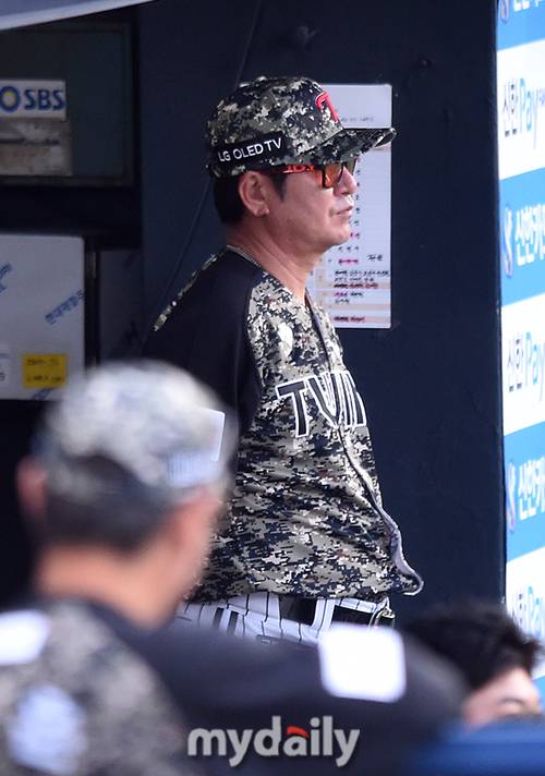 [MD포토] 5연패 류중일 감독 '윌슨을 내고도 패배라니'