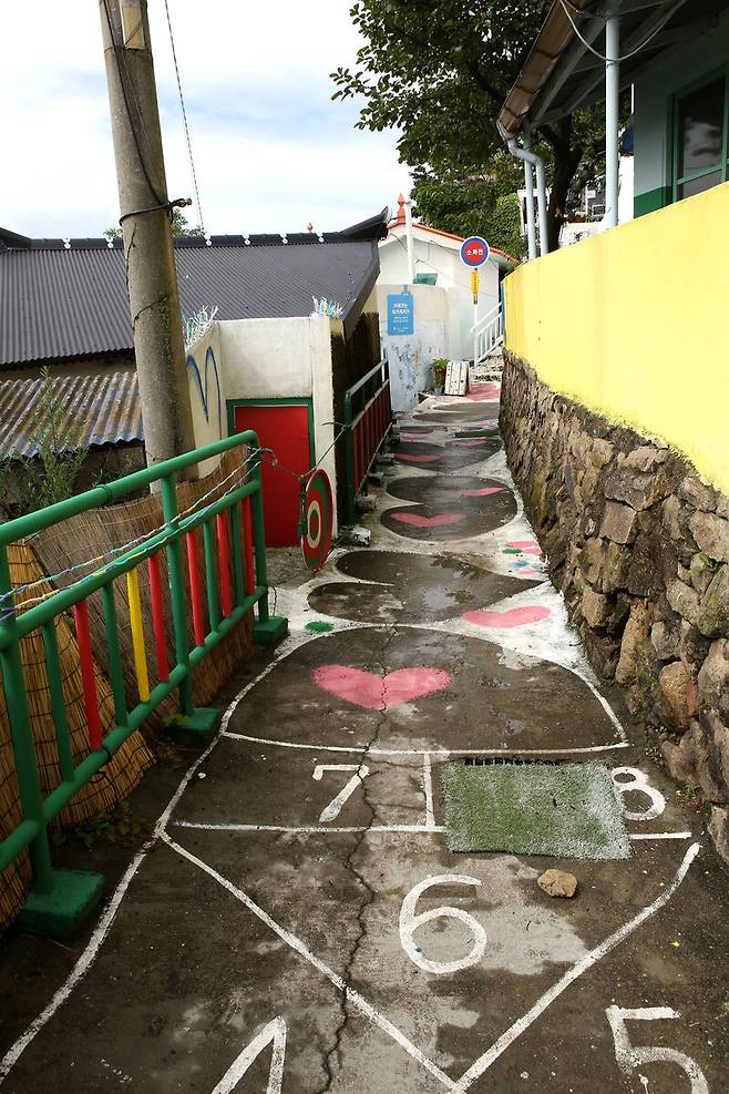 서산동 골목길. 김선식 기자