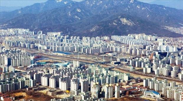 서울 강북 일대 아파트 단지. /한경DB