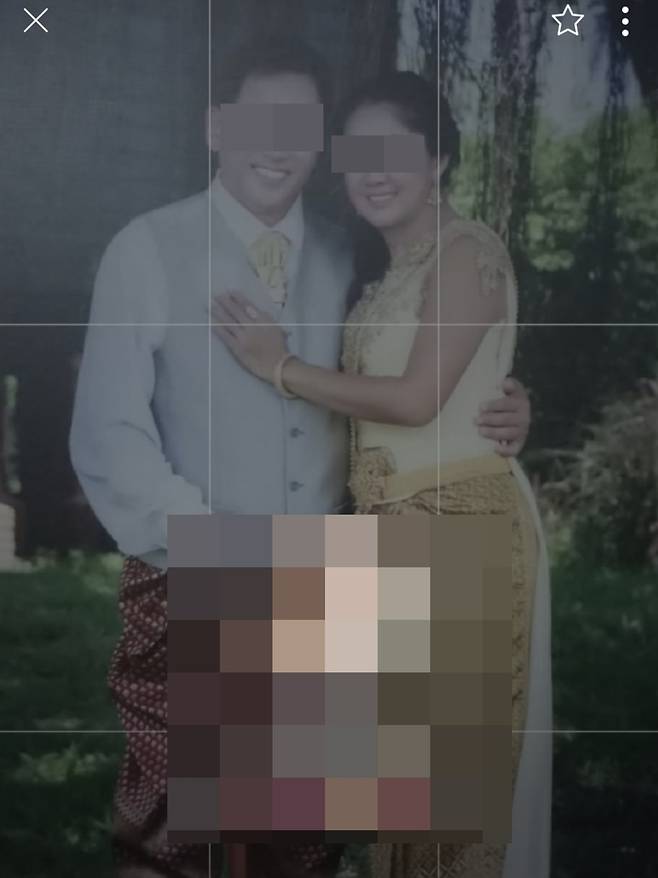 공주라고 속인 태국인 아내와 함께 찍은 사진. 피해자들에게 보여줬다. [주태국 한국대사관 제공. 재판매 및 DB 금지]