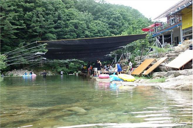 완주군 동상면 한 음식점의 불법 영업 행태(사진=자료사진)