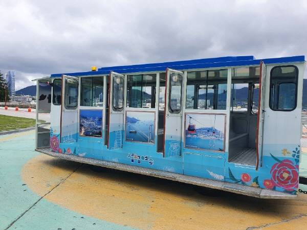 오동도 동백열차.