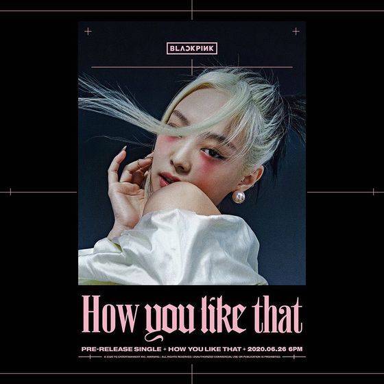 탈색한 앞머리를 길게 내리고 포니테일로 머리를 높게 묶은 '블랙핑크' 제니. 1990년대 아이돌 사이 유행했던 헤어 스타일이기도 하다. 사진 제니 인스타그램