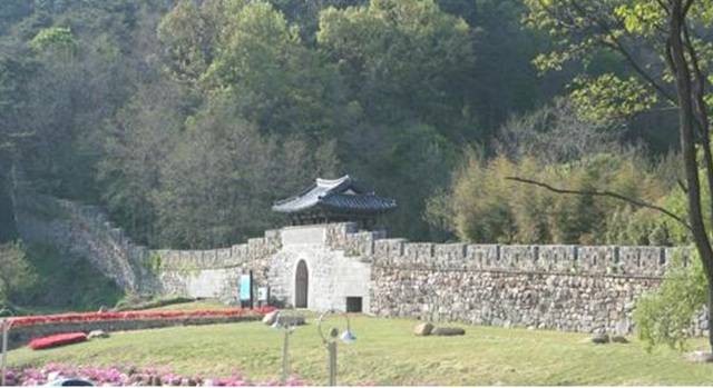 ▲칠곡고을의 가산산성 안에 칠곡도호부가 있었다.ⓒ칠곡군