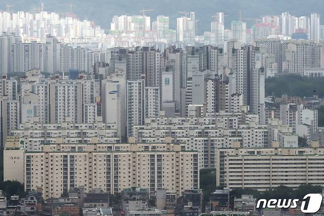 서울 강남구 아파트 모습. 2020.7.29/뉴스1 © News1 임세영 기자