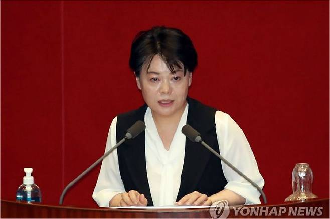 지난달 30일 임대차 3법에 반대하는 본회의 5분 연설로 뜨거운 관심을 받은 미래통합당 윤희숙 의원. (사진=연합뉴스)